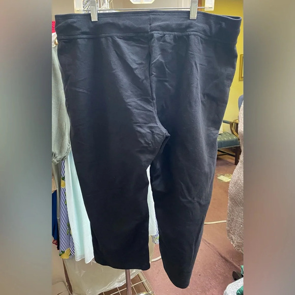Hanes extra large cropped joggers with pockets - Picture 2 of 4